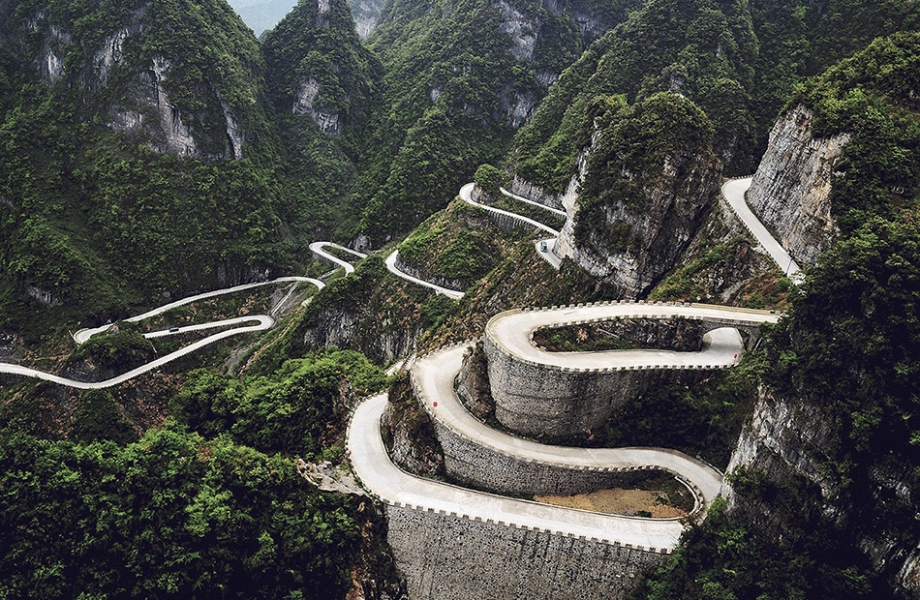 Tianmen-Mountain-Road-China