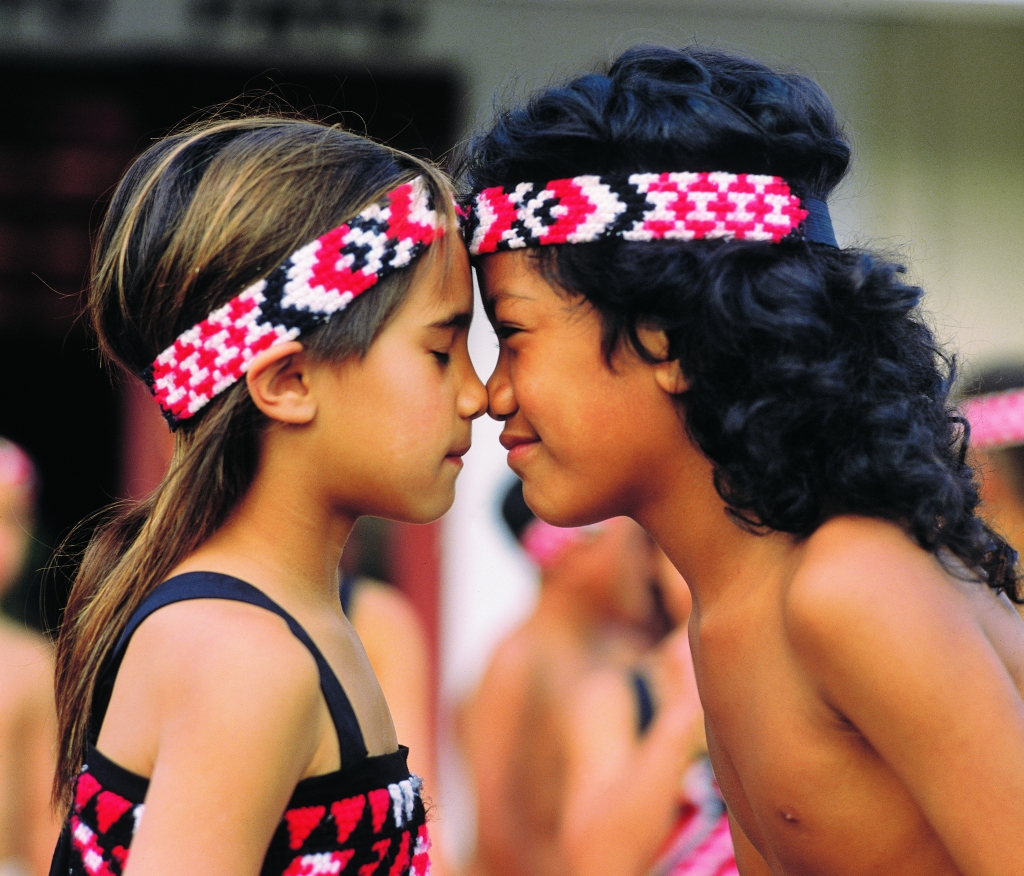 New-Zealand-Hongi-Greeting