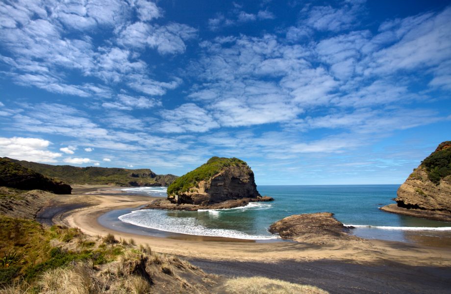 bethells-beach-panorama bethells-beach-panorama