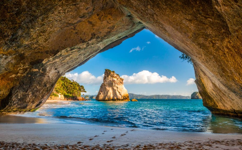 Cathedral cove Cathedral cove