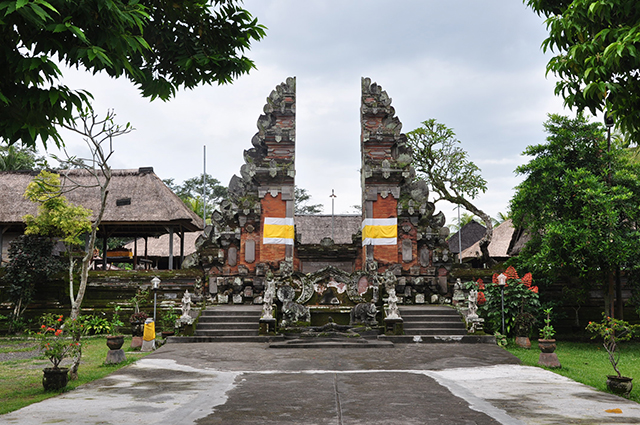 Pura Penataran Sasih - An ancient Bali Tourist Attraction