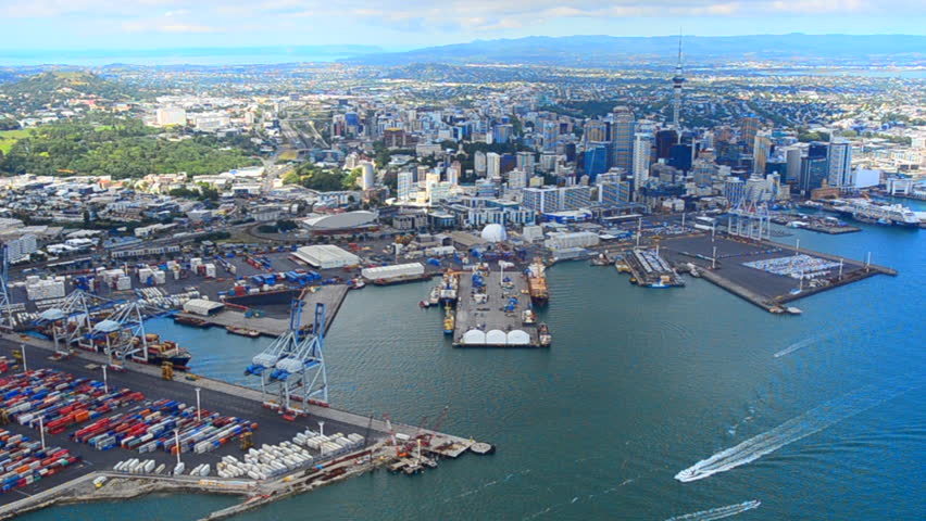 Auckland for a fast paced honeymoon destination in New Zealand Auckland for a fast paced honeymoon destination in New Zealand