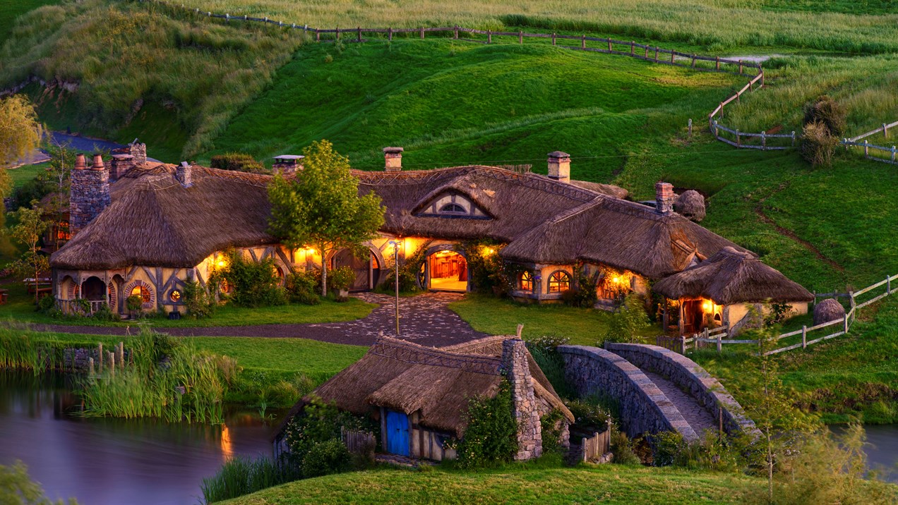 A honeymoon destination in New Zealand for The Hobbit fans A honeymoon destination in New Zealand for The Hobbit fans