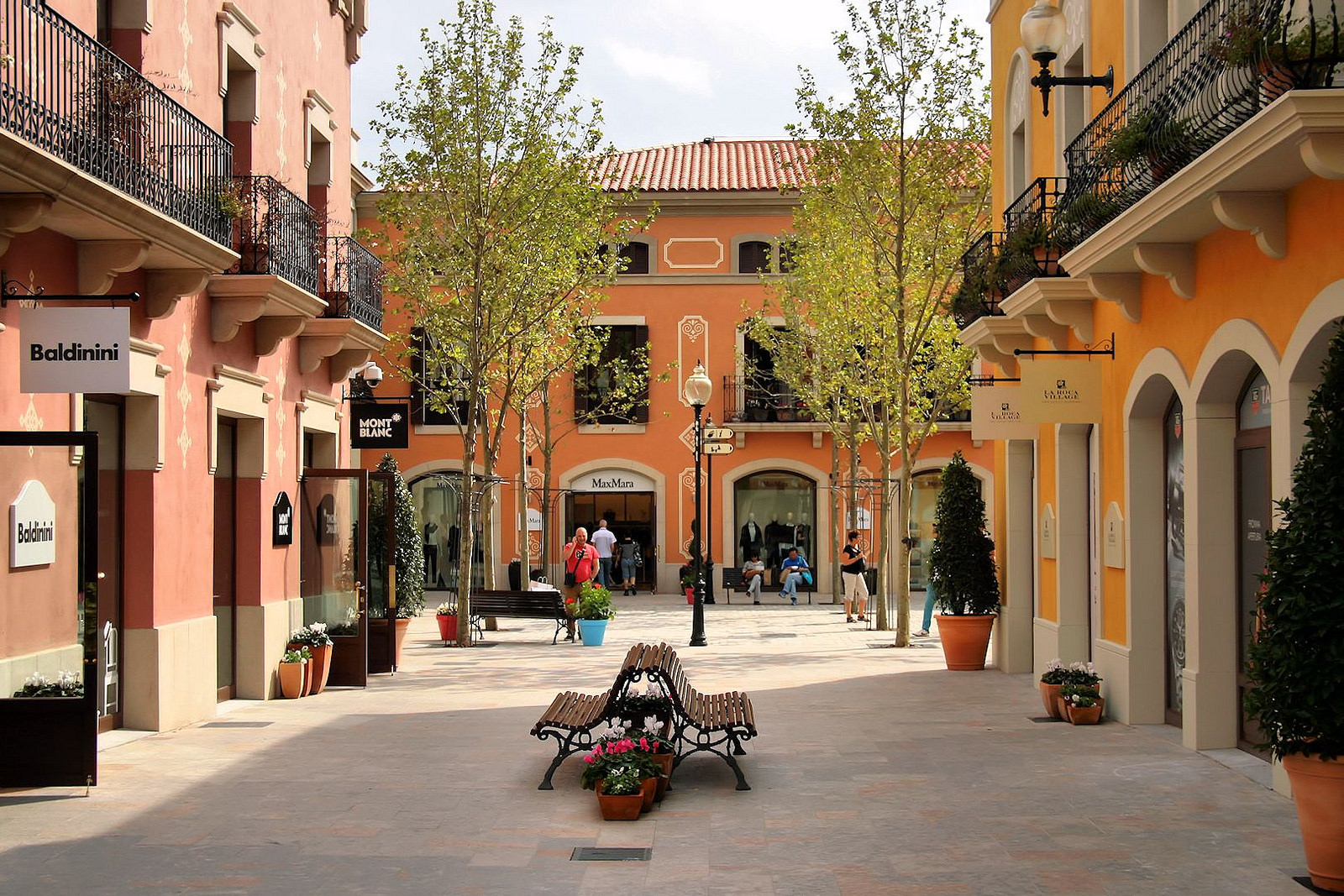 Barcelona Day 4: Shopping at La Roca Village, Tibidabo, Amazing