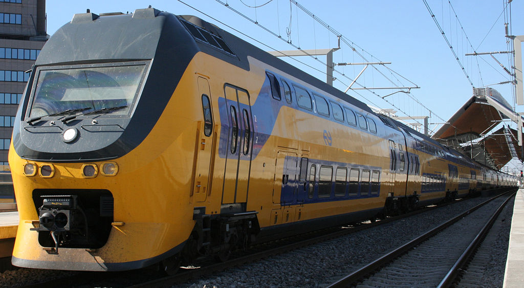 NS VIRM double-deck train