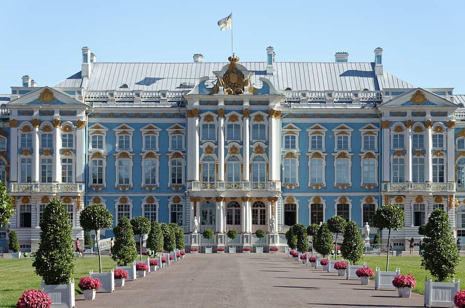 Catherine Palace is the best thing you'll see all day in