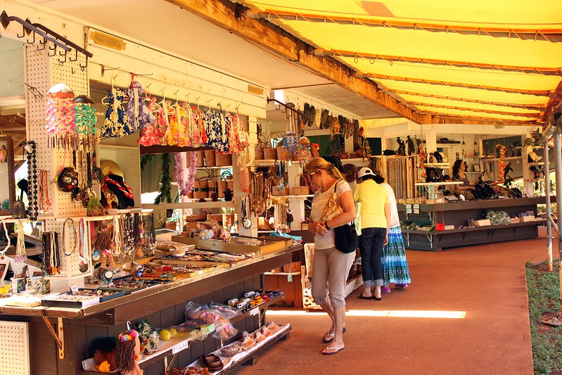 Souvenir shopping in Mauritius