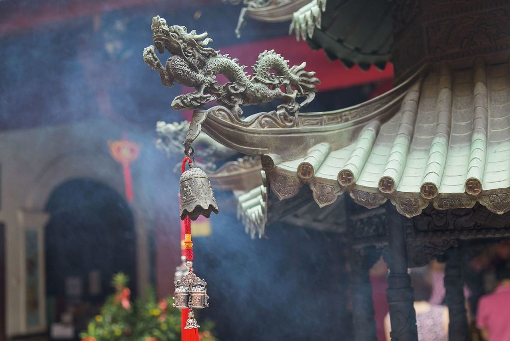 Dragon structures on the Thian Hock Keng temple