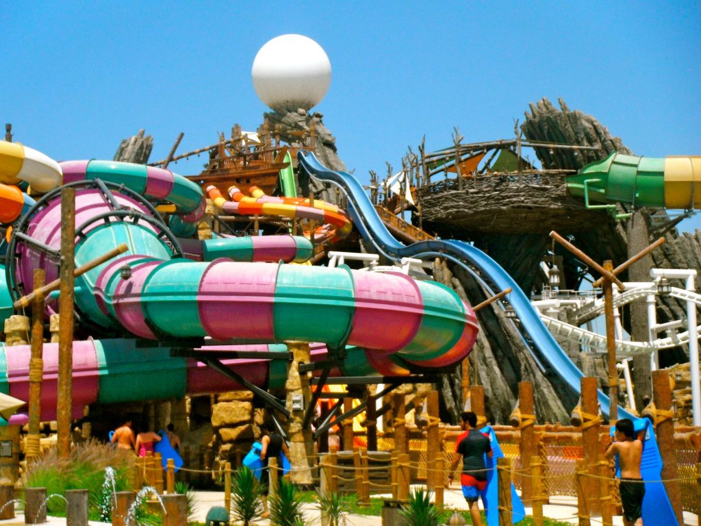 yas waterworld slides