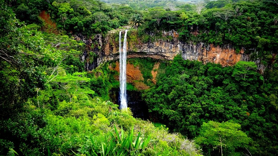 Water fall near curious corner