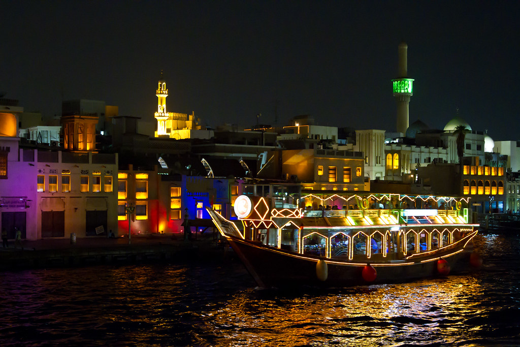Dubai Dhow cruise
