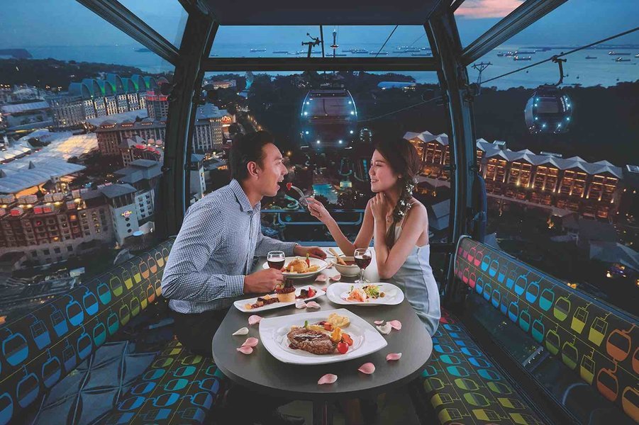 dining at mount faber cable car