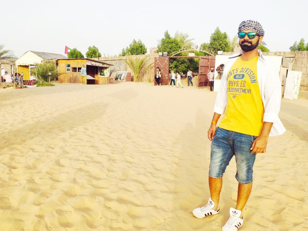 getting ready for Dubai dessert safari