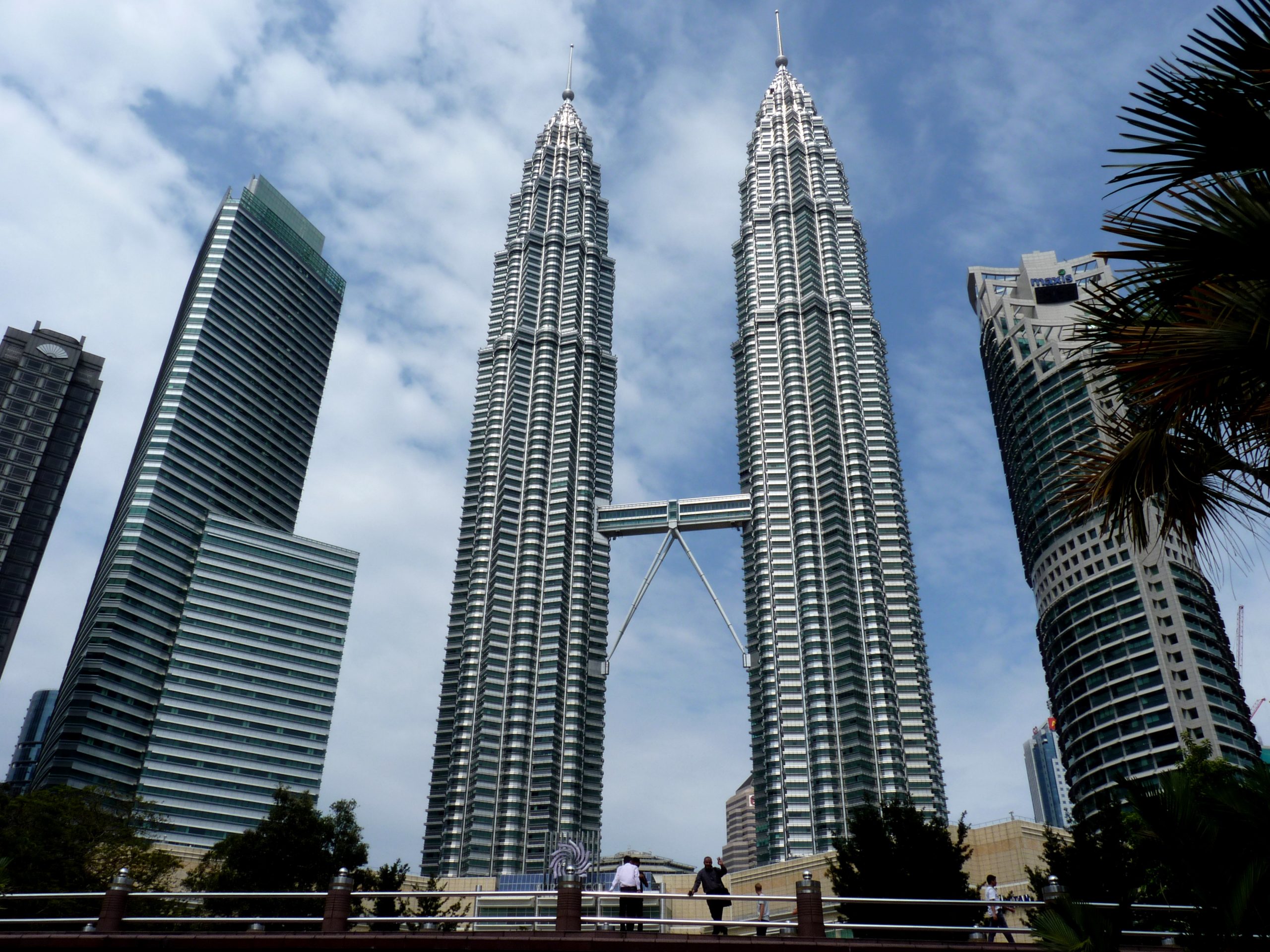 Petronas Twin Towers Learn All About The World's Tallest Twin Towers