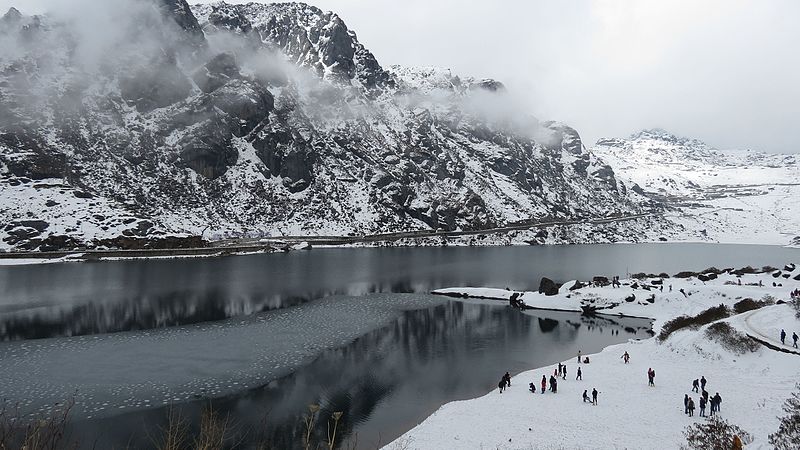 Tsomgo Lake in winters