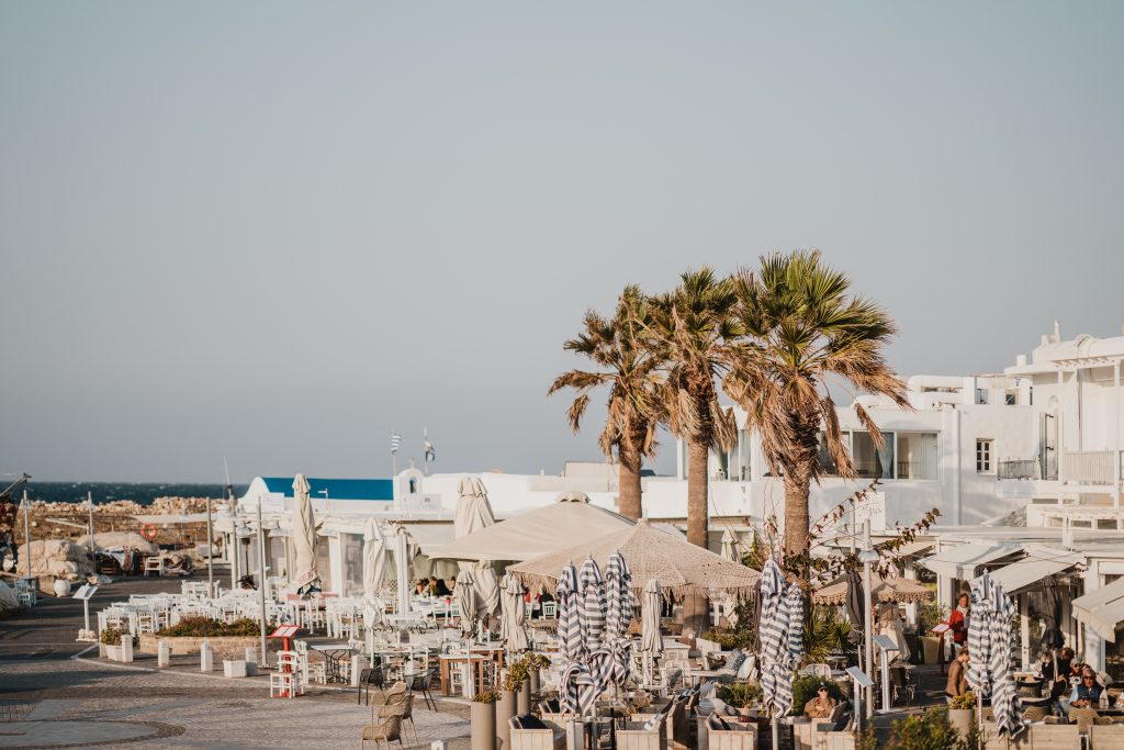 Paros