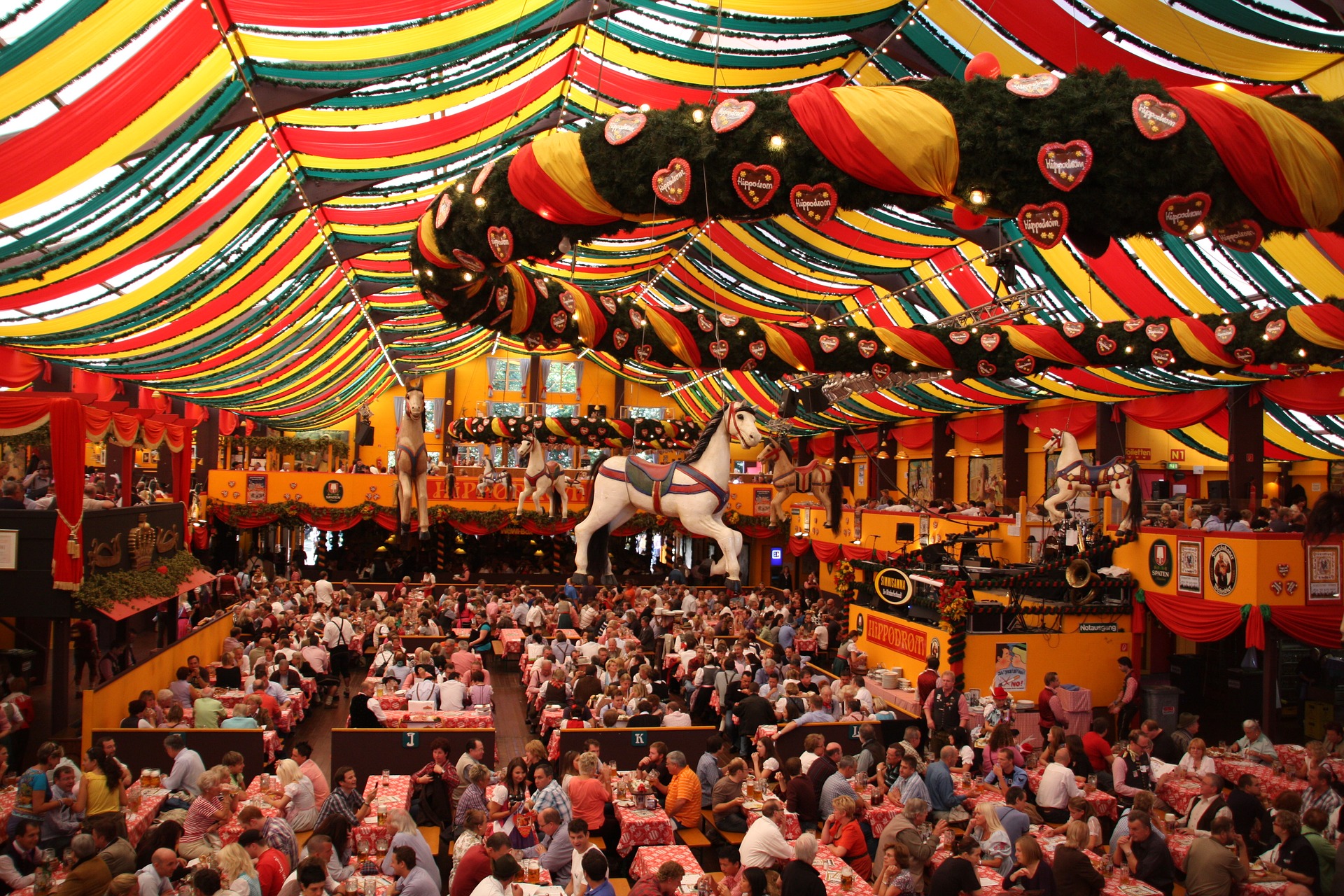 How Much Does It Cost To Go To Oktoberfest