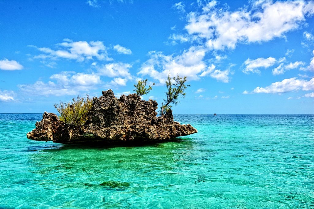 An amazing picture of Mauritius crystal rock