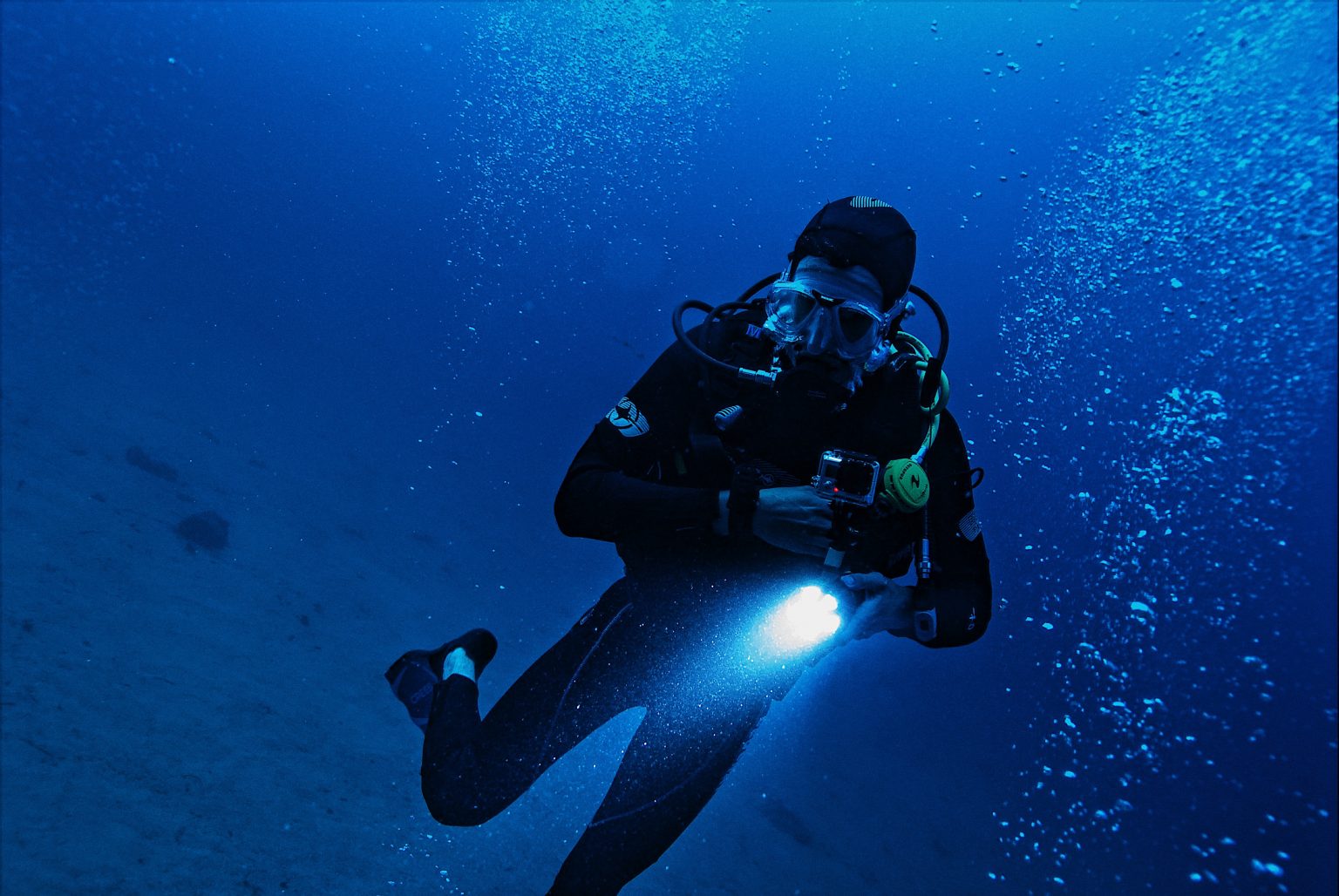 Andaman Scuba diving experience Top scuba diving spots in Andaman