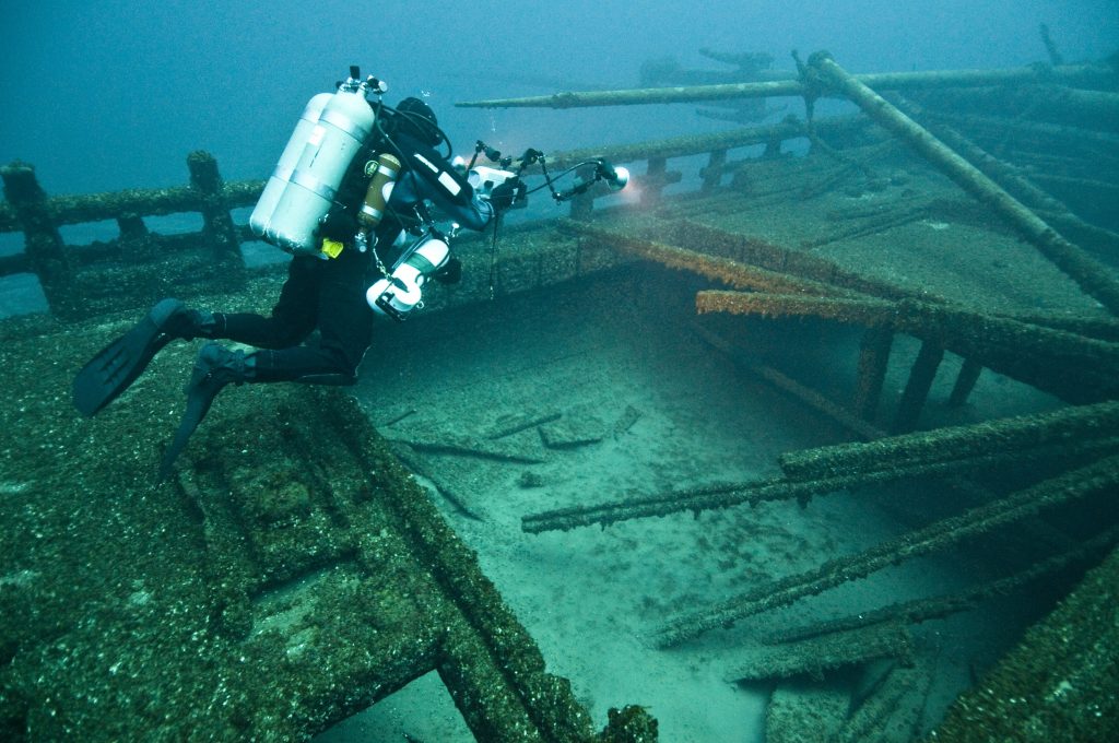 The wreck of the "Madi-Ge"