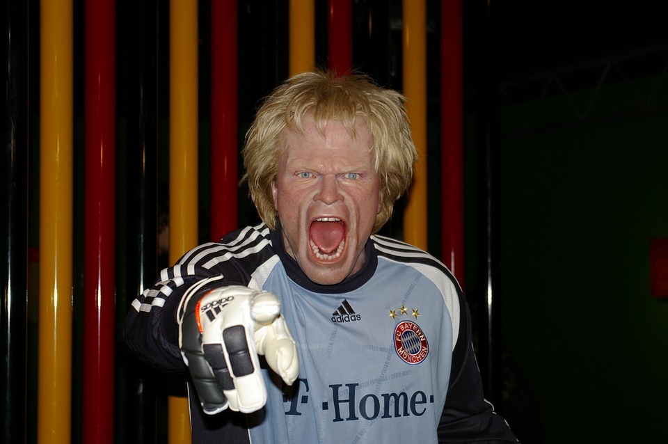 oliver kahn in madame tussauds amsterdam