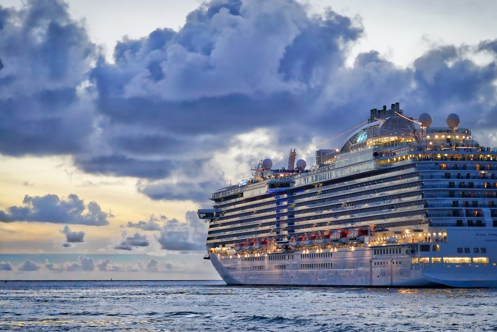 Dubai cruise