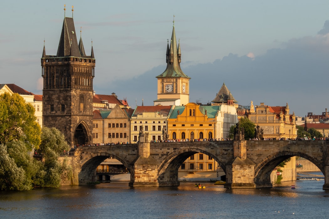 Charles Bridge Prague: Your best photo-op in the romantic city