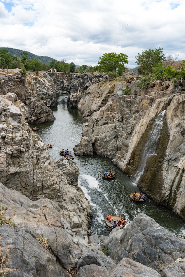 Hogenakkal Falls