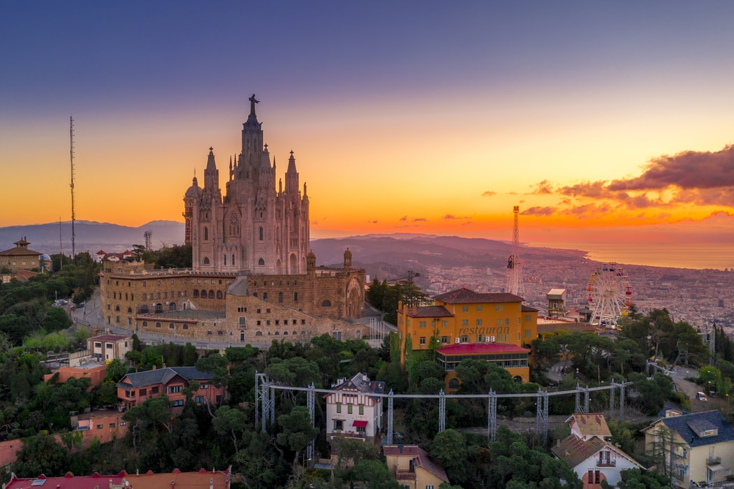 church barcelona tour