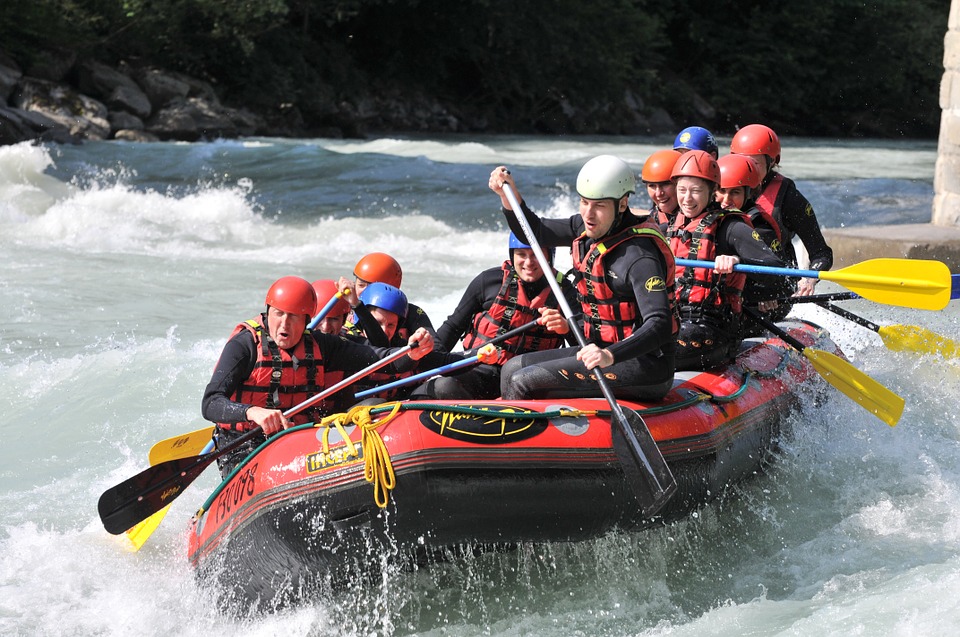 Rafting in group