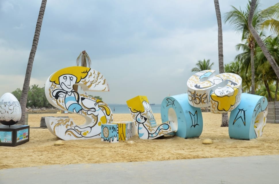 Welcoming ambiance of Siloso beach