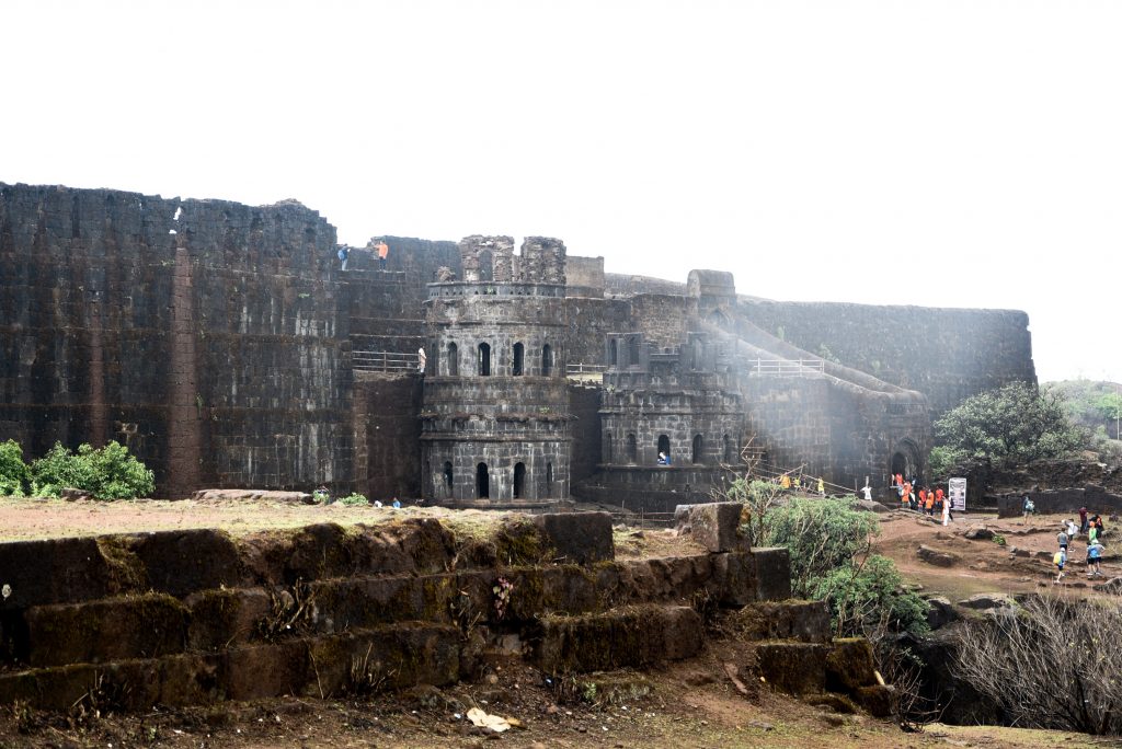 Fort Raigad NEAR MUMBAI FOR 02 DAYS