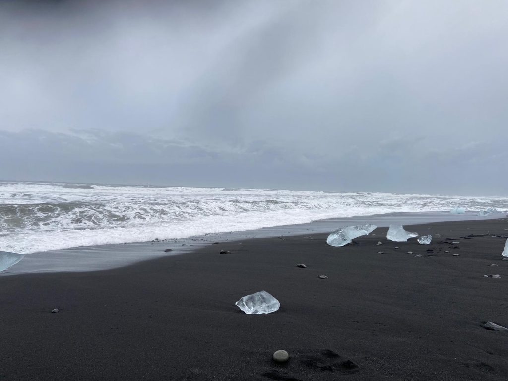 An amazing picture of diamond beach taken in Iceland, Europe