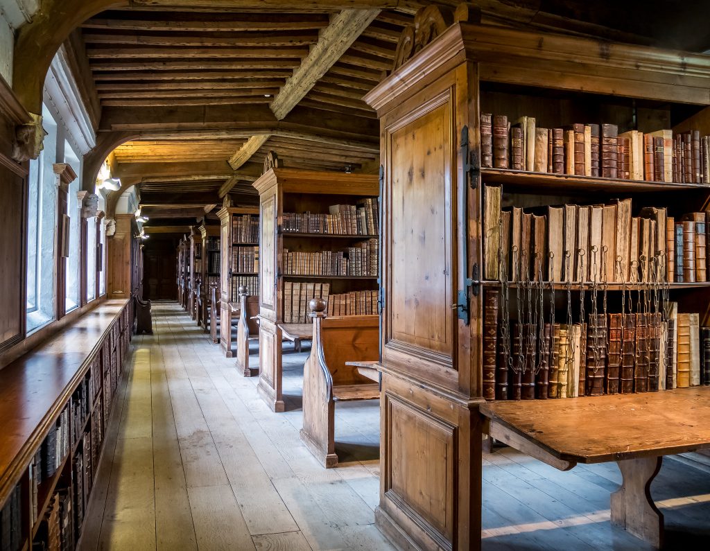Chained Library
