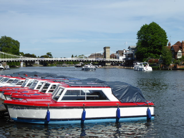river boat trip marlow