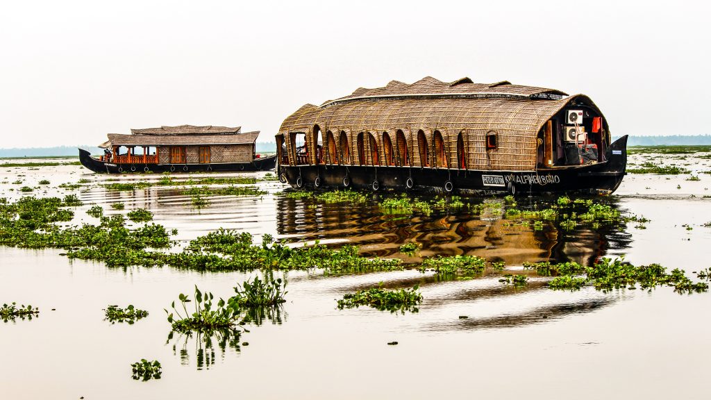A picture of a houseboat in Alleppey