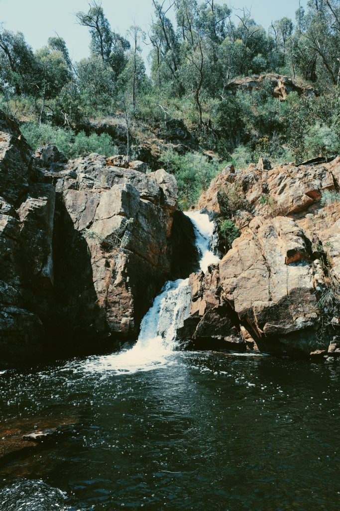 Mackenzie falls