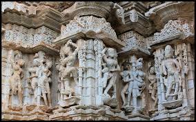 sculptures in the fort