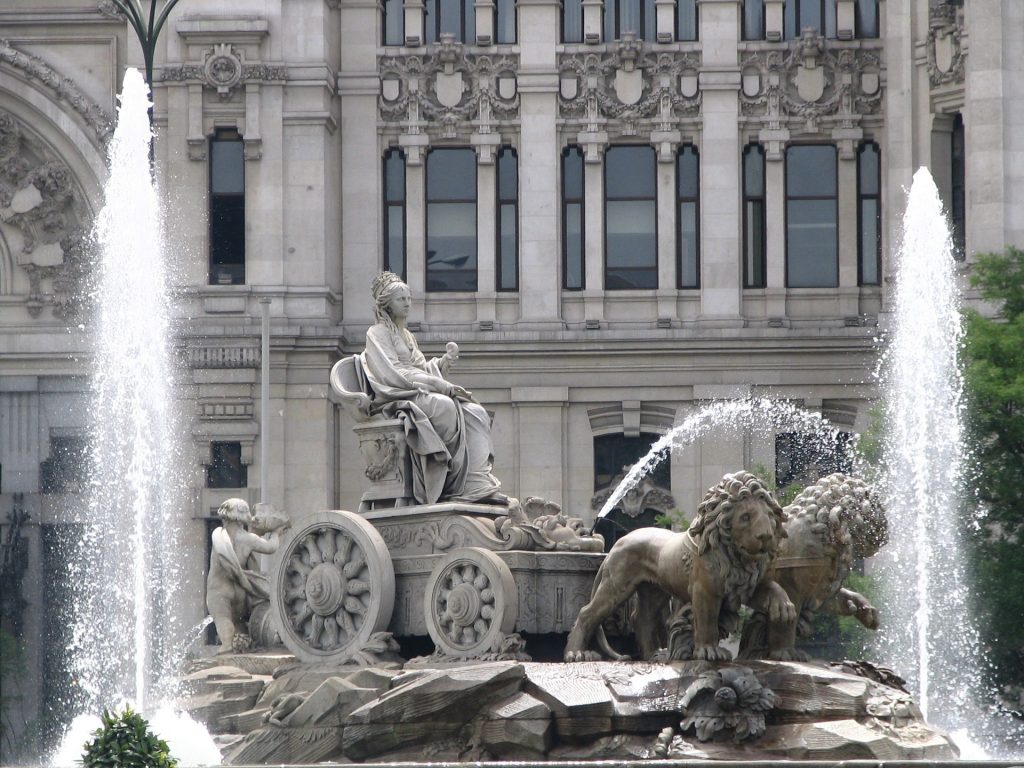 Cibeles fountain in Plaza de Cibeles