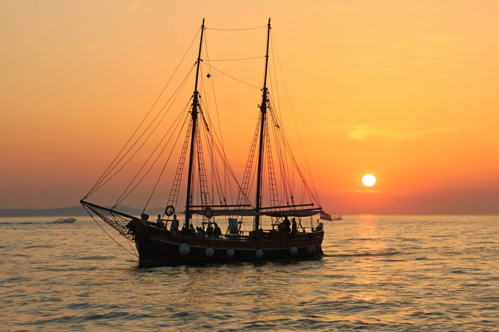 Sail to the Brownsea Island