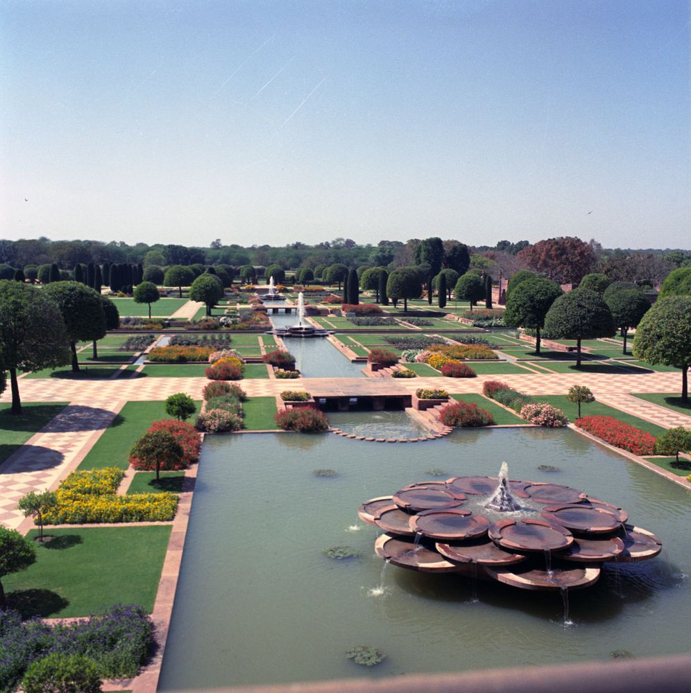 Mughal Garden in Delhi: India's Very Own Royal Garden