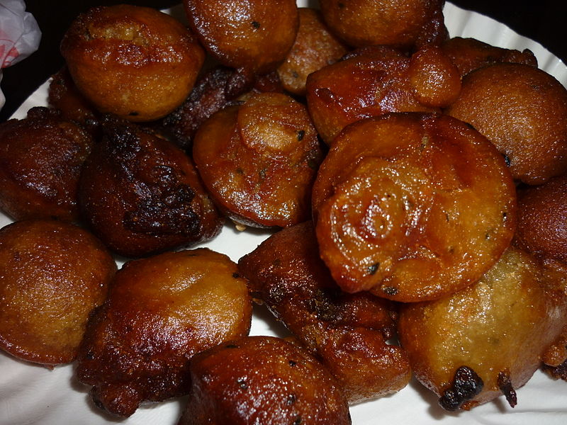 unniyappam on a plate