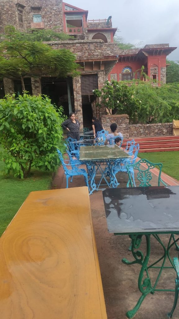 the squeaky clean dining area during our staycation to Rajasthan