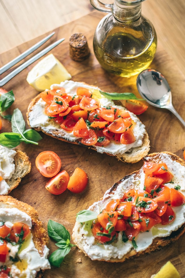flavoured bread served at the Italian restaurants in Dubai