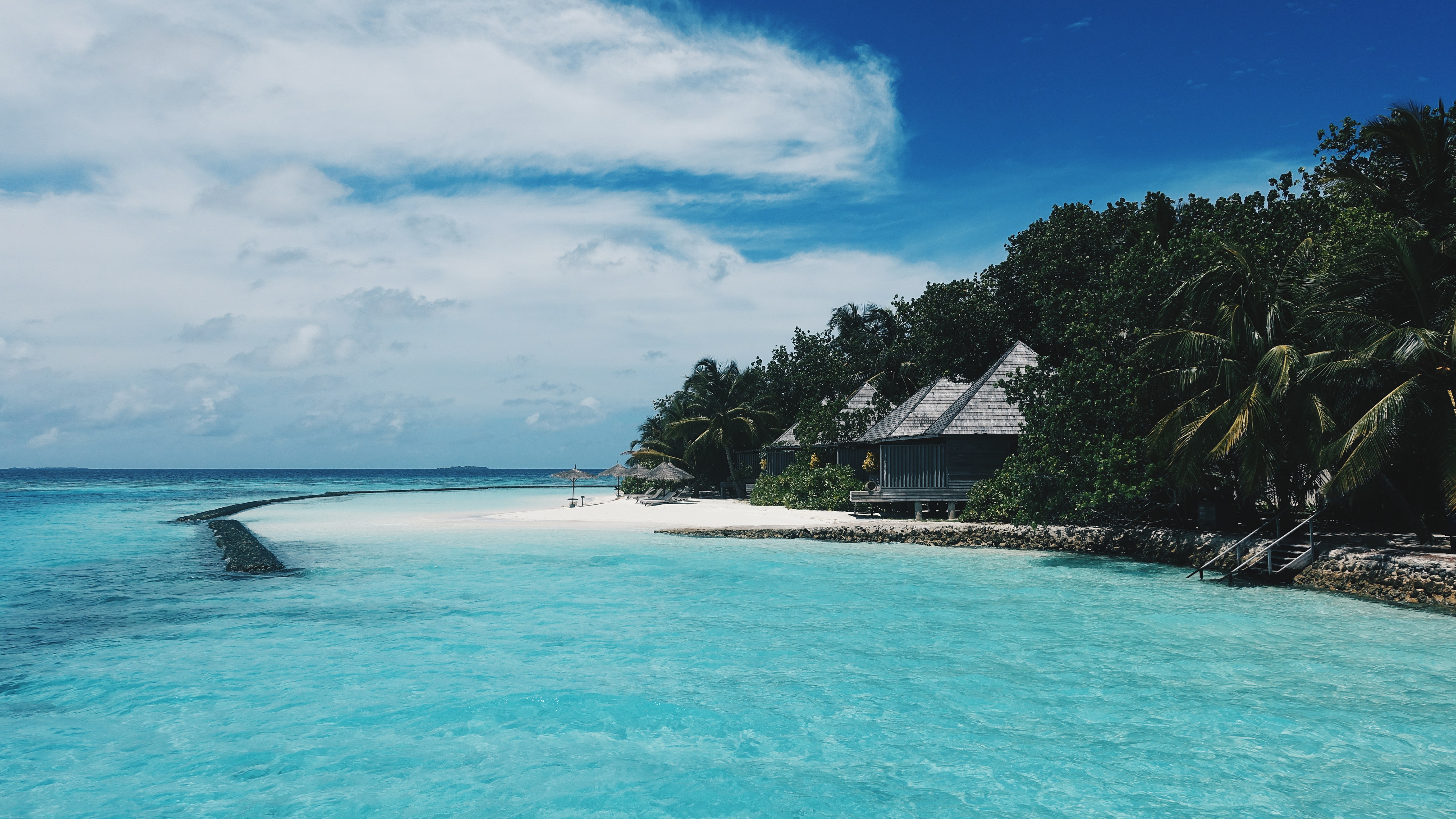 Best water pool villa resorts in the maldives