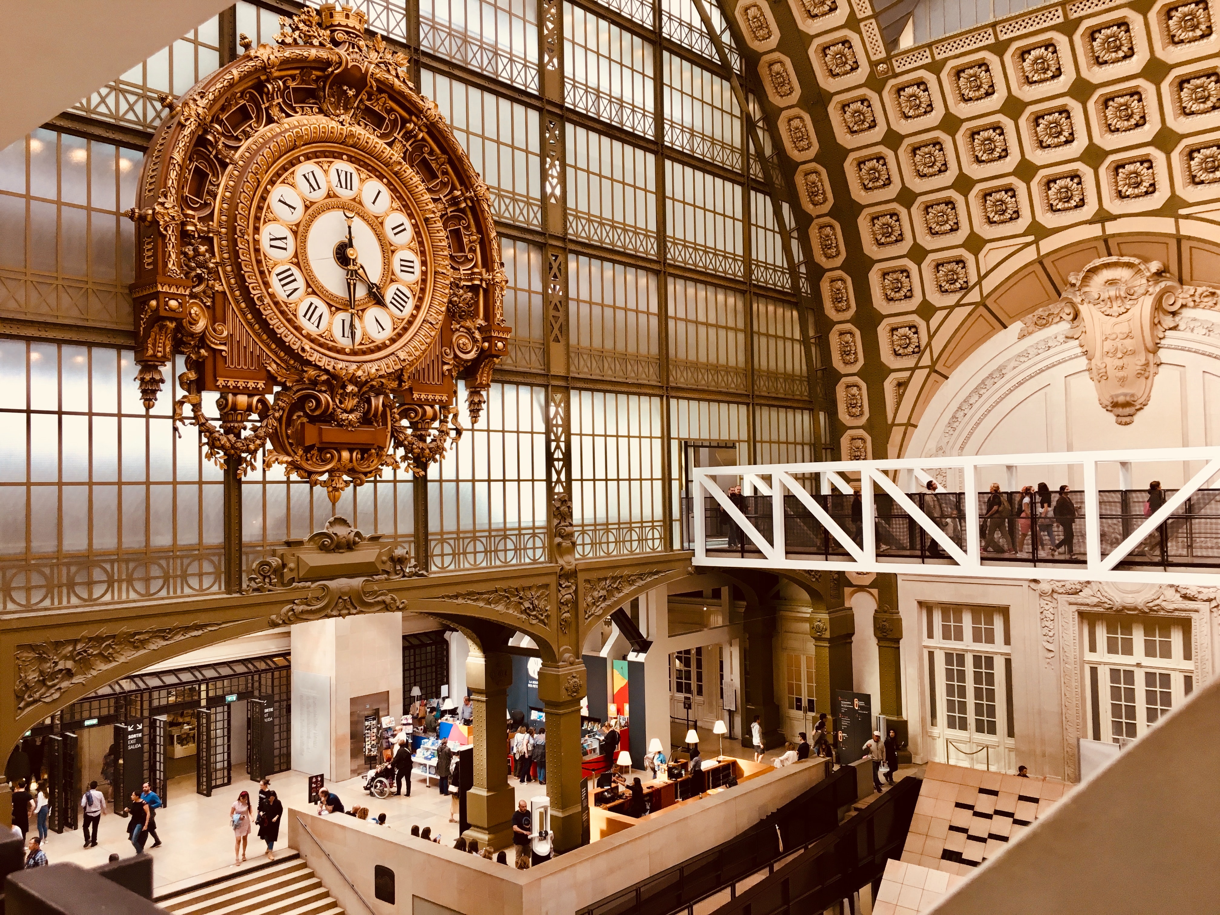 Museé d'Orsay, 15 romantic places to visit in Paris