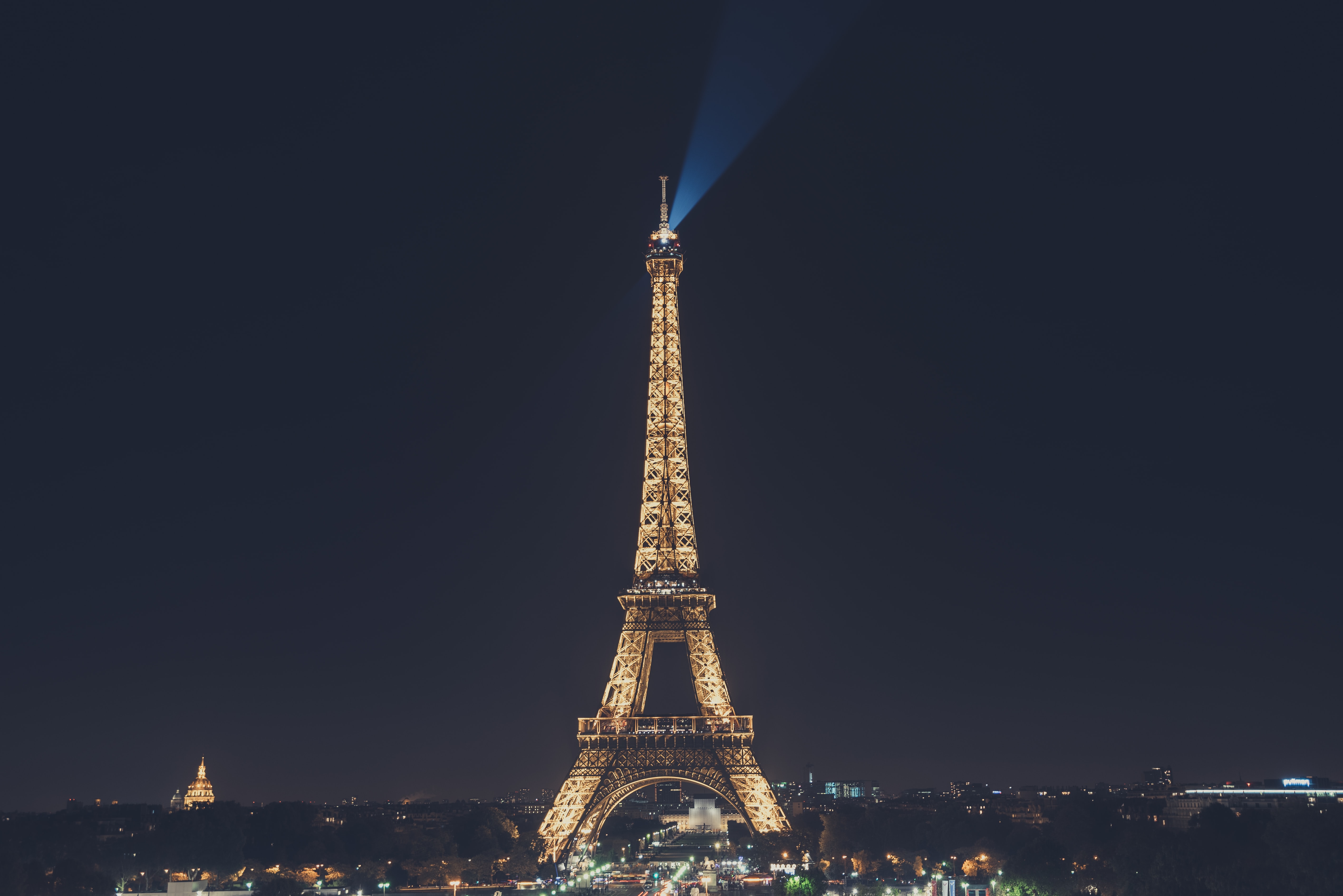 Eiffel Tower light in Paris, Things to do in Paris in February