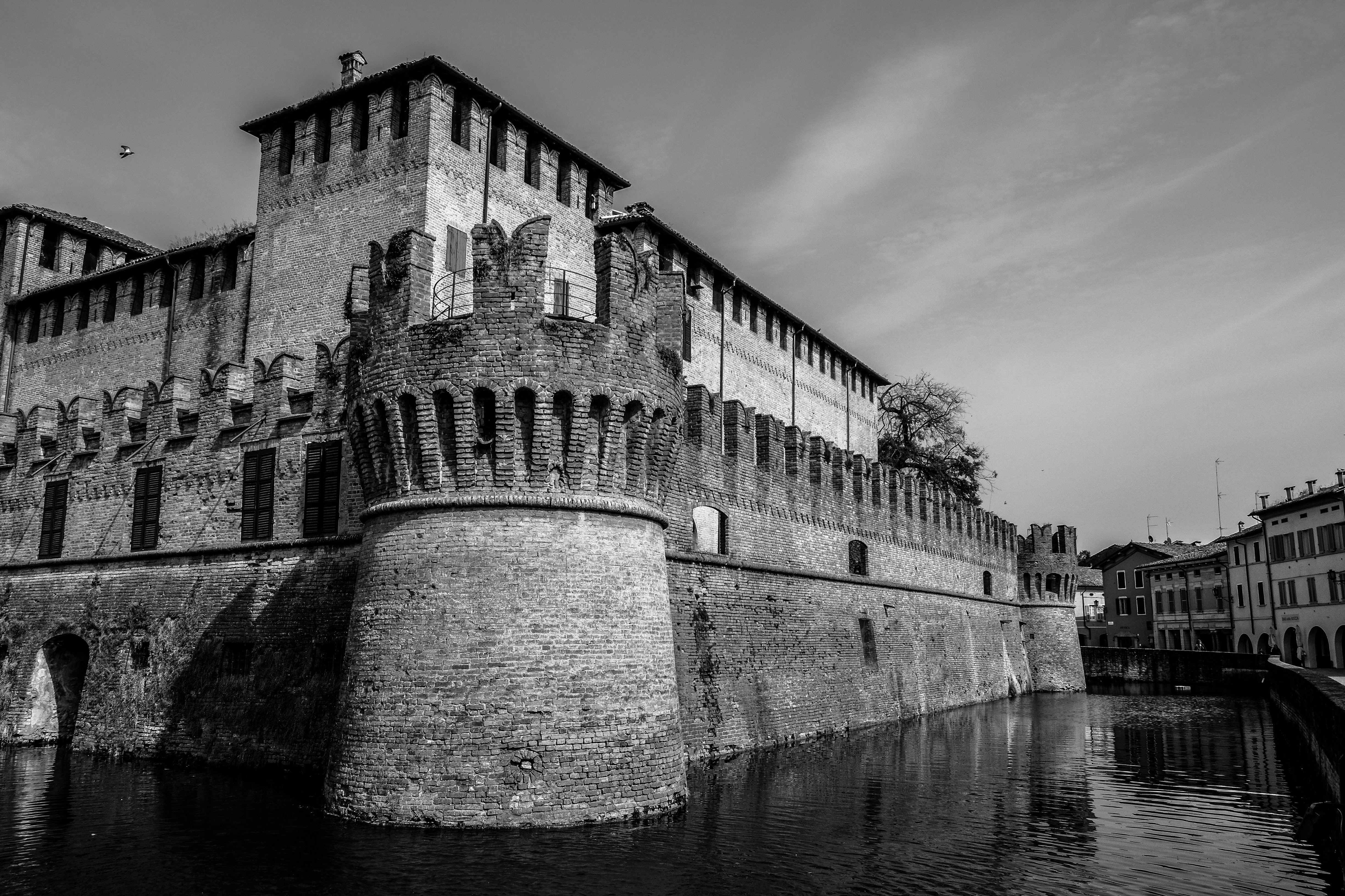 Castle Hotels in Italy, Honeymoon in Italy Travel Guide