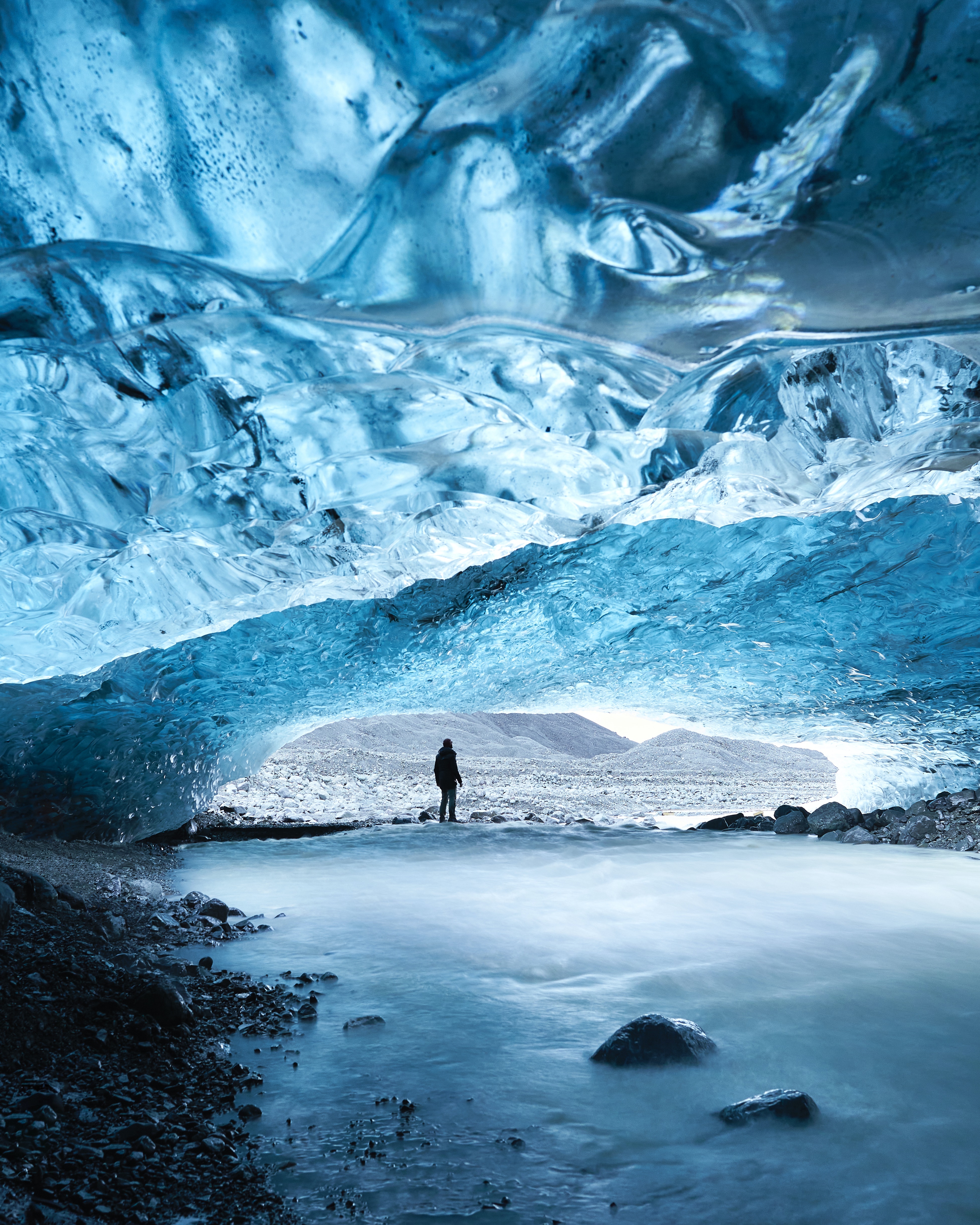 The crystal ice cave, Ice caves in Iceland