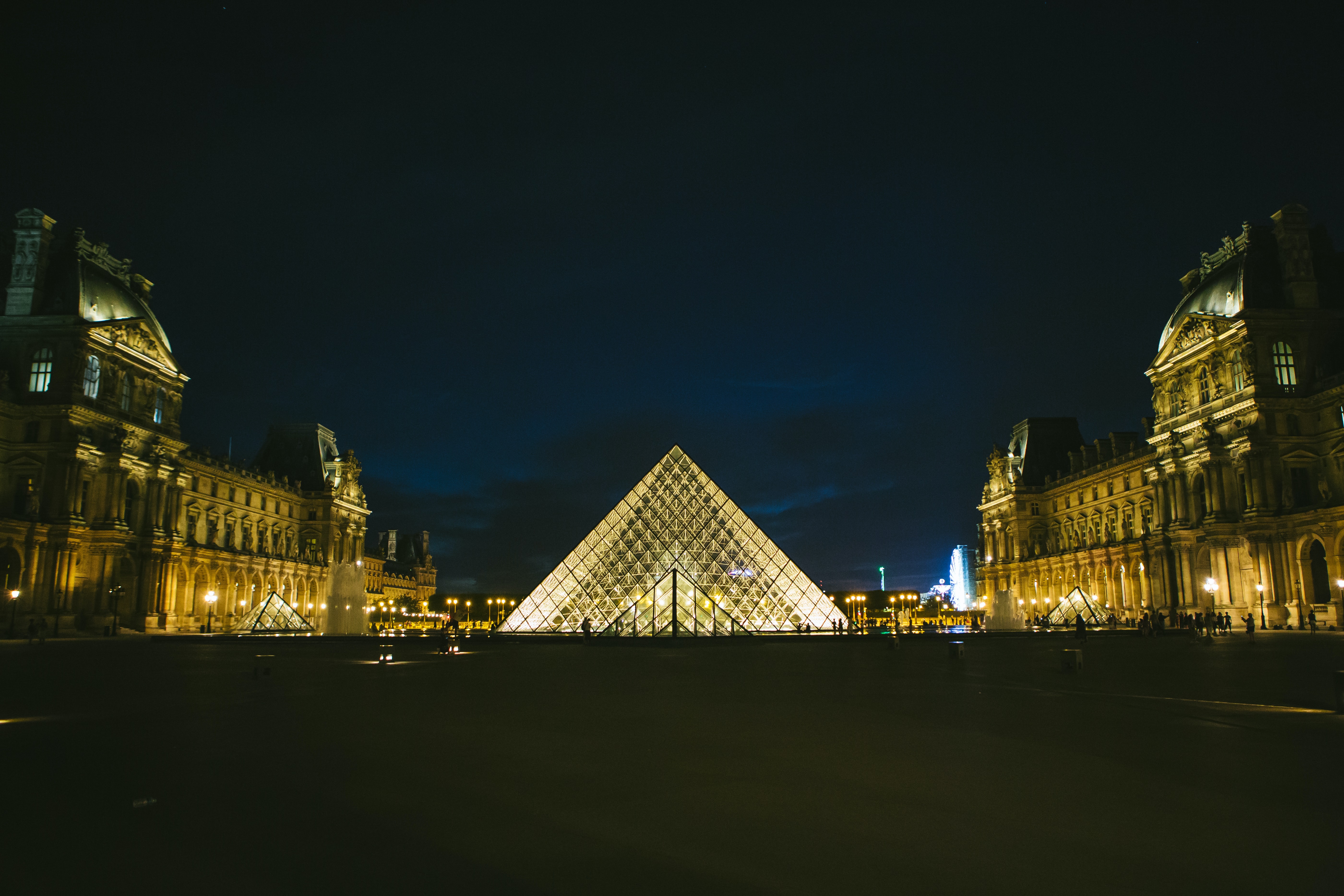 Louvre Museum, Things to Do in France in November